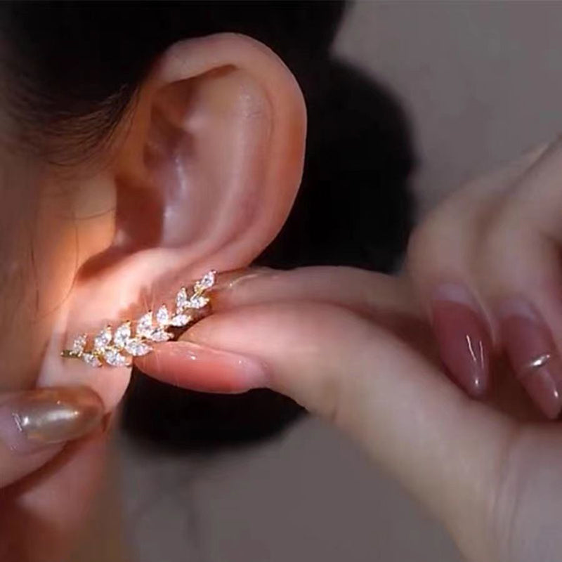Crystal Leaf Design Cuff Earring Crystal Leaf Design Cuff Earring