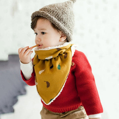 Baby Winter Warm Cute Feeding Scarf and Towel Baby Winter Warm Cute Feeding Scarf and Towel